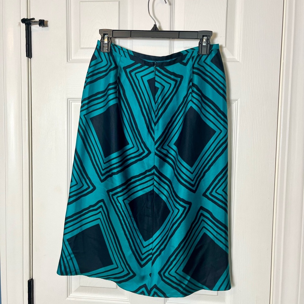100% Silk twill Banana Republic vintage midi-skirt geometric print & fully lined